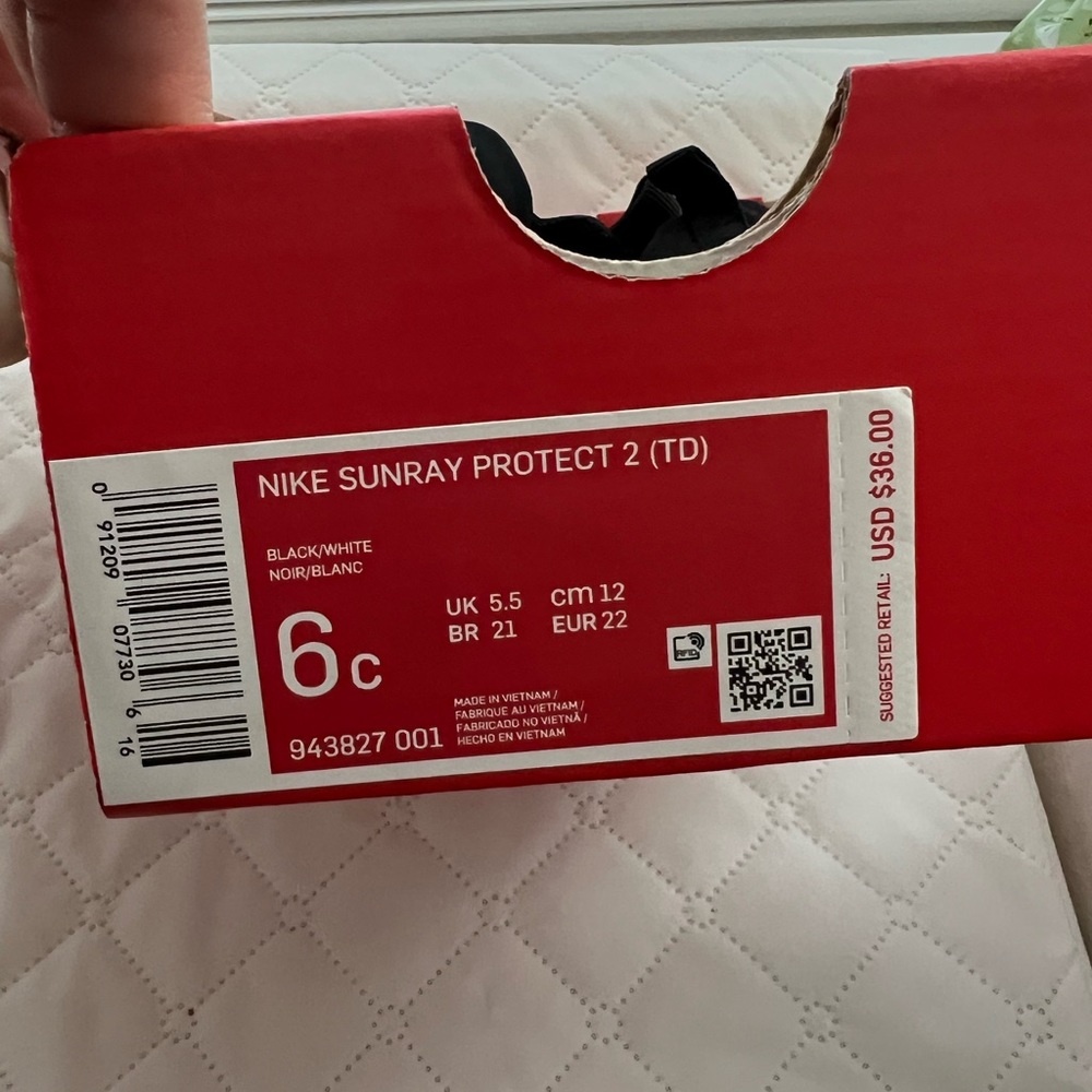 EUC NIKE SUNRAY PROTECT TODDLER 6C